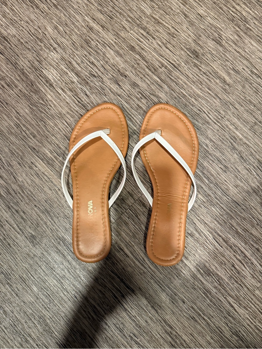 Fashion nova Tan Footbed White Strap Leather Flip Sandals